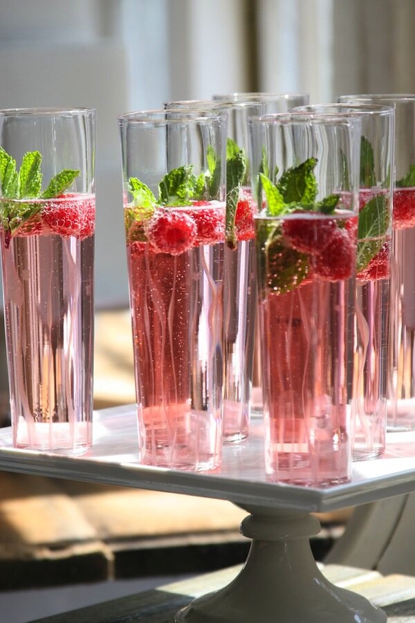Raspberry Sparkling Cocktail